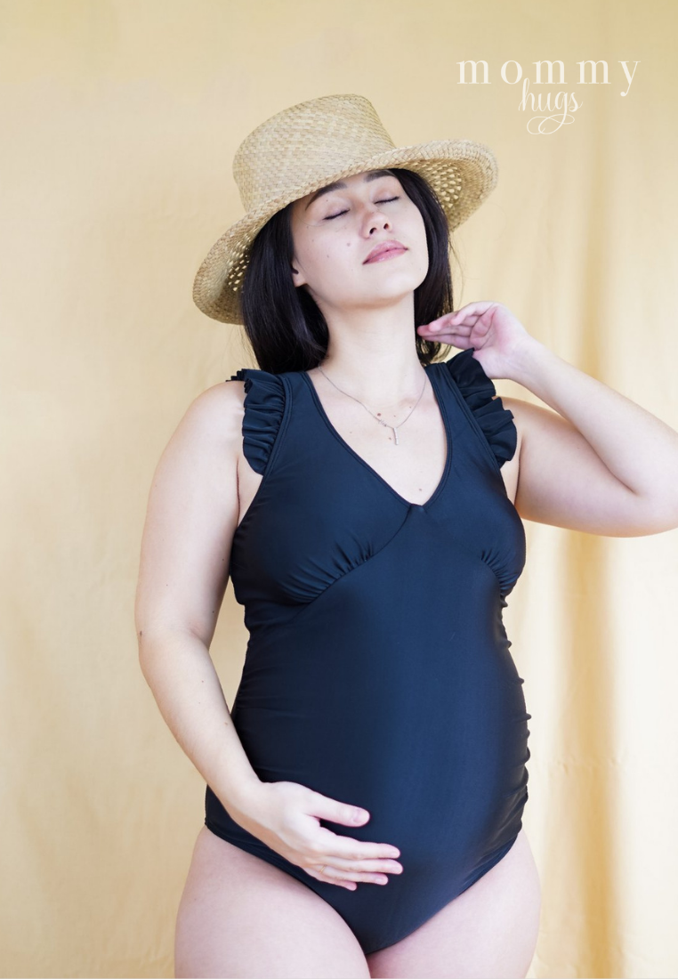 Maternity Glam in Black