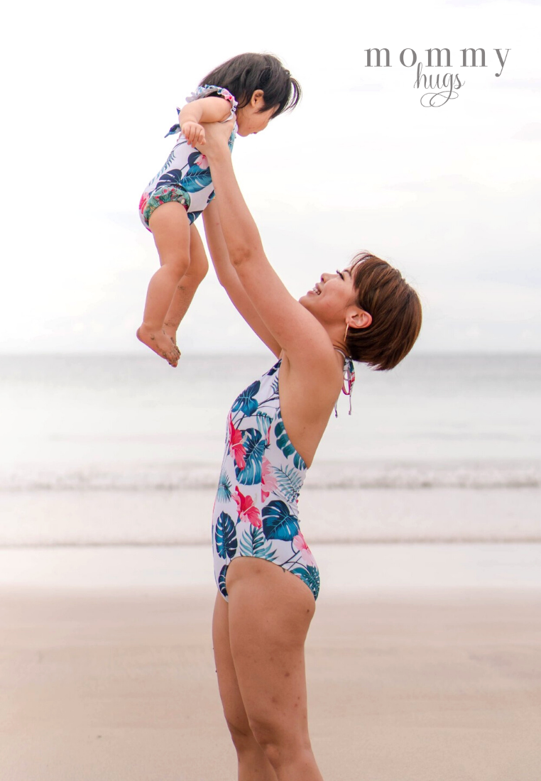 Mom & Daughter White Tropical